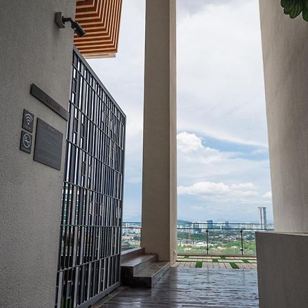 Highpark Suites By Airhost เปอตาลิงจายา ภายนอก รูปภาพ