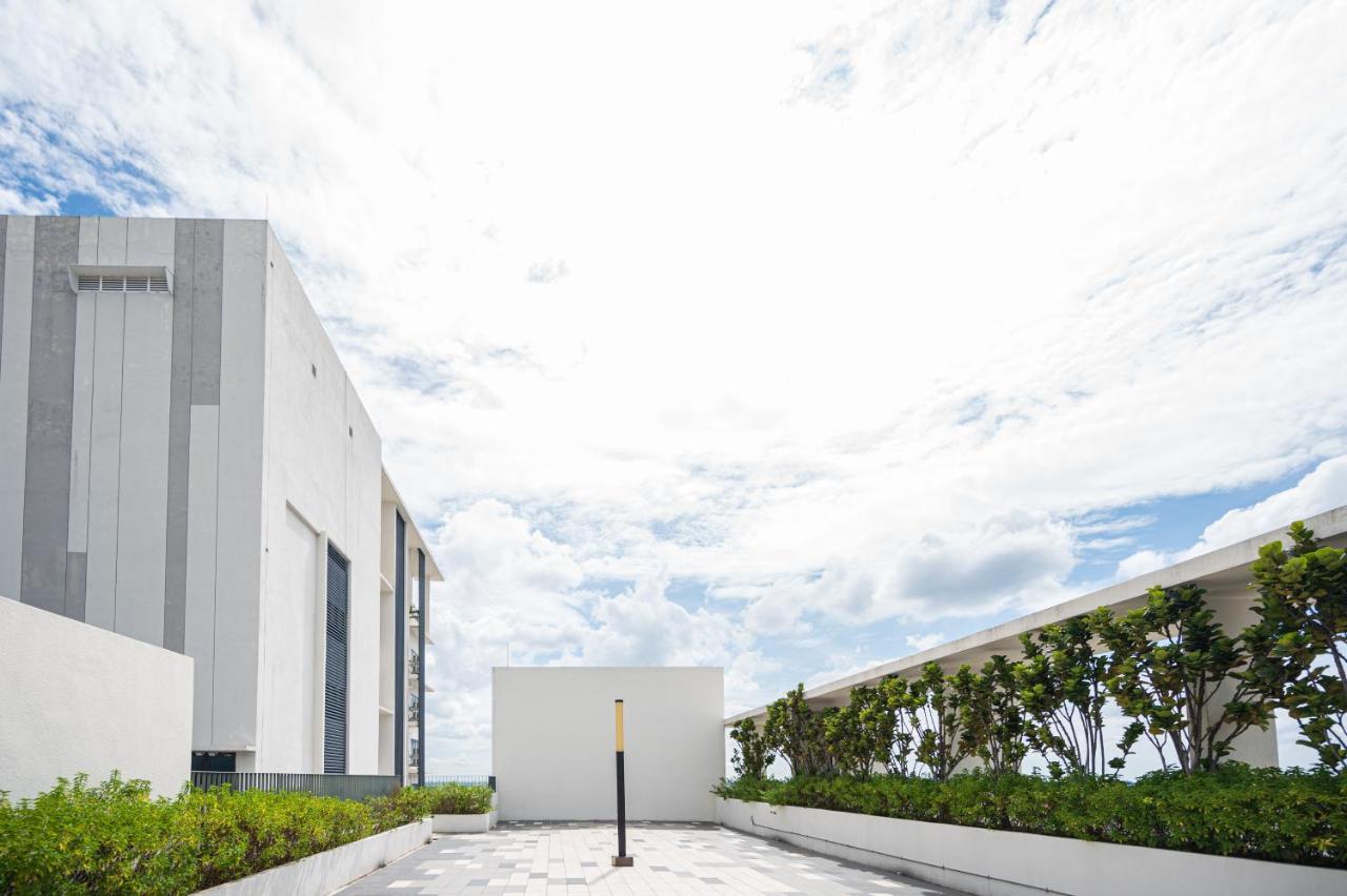 Highpark Suites By Airhost เปอตาลิงจายา ภายนอก รูปภาพ