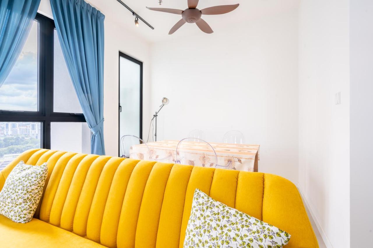 Highpark Suites By Airhost เปอตาลิงจายา ภายนอก รูปภาพ
