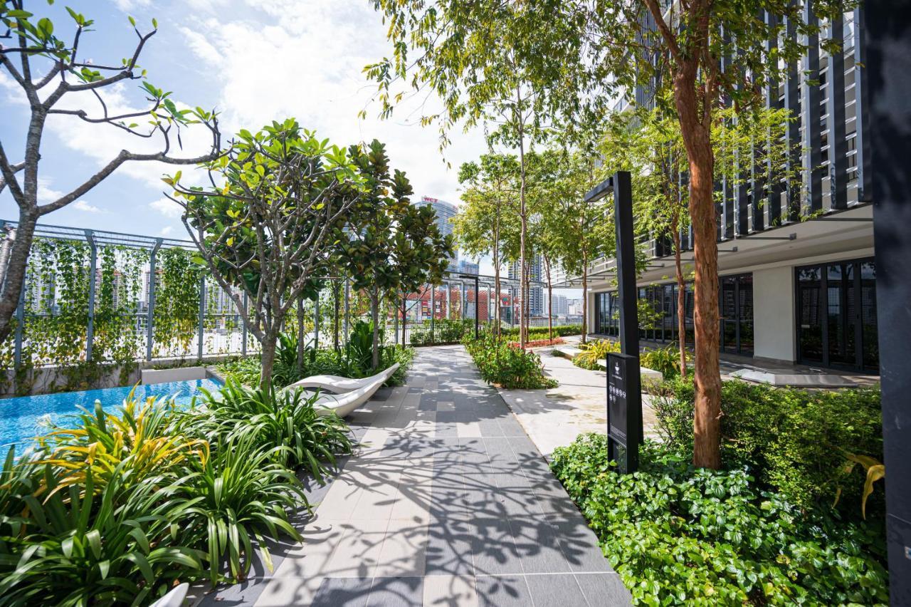 Highpark Suites By Airhost เปอตาลิงจายา ภายนอก รูปภาพ