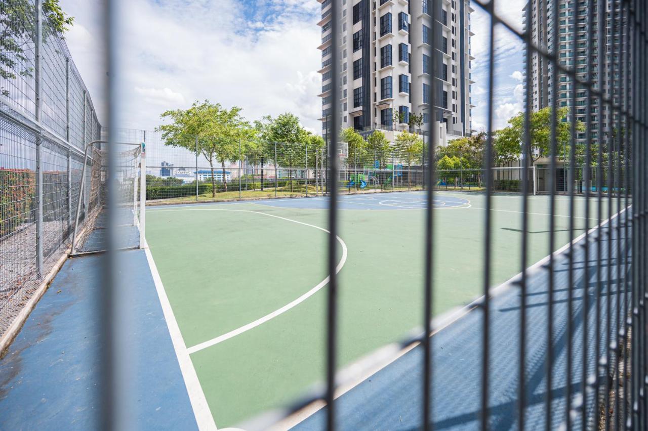 Highpark Suites By Airhost เปอตาลิงจายา ภายนอก รูปภาพ